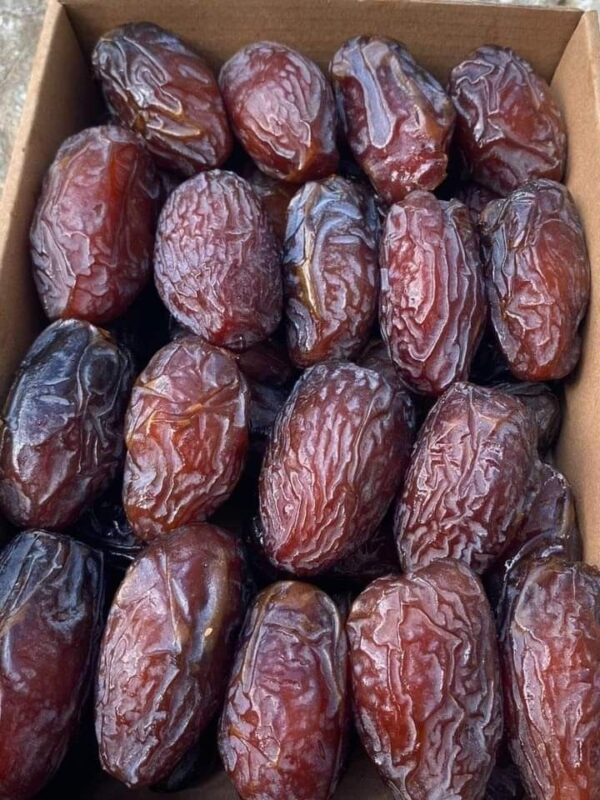 632977bd771d3208f6458fa76fc16580 Natureya Medjool Jumbo Dates (Saudi Arabia)