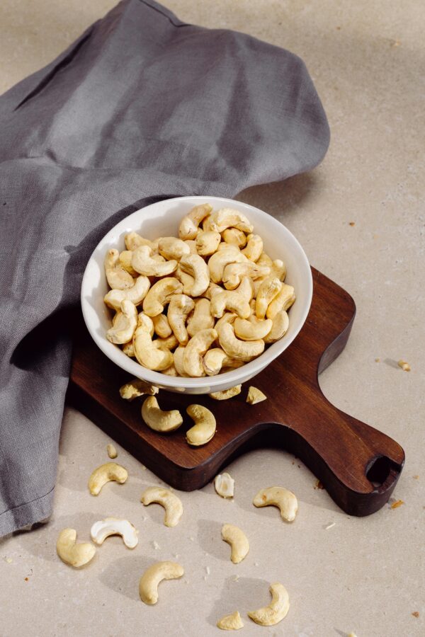 pexels-shkrabaanthony-4499222 Natureya Premium Cashew (Standard)